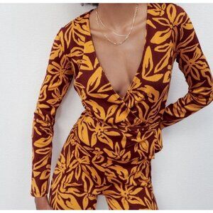 NWT Zara Jacquard Red Orange Floral Wrap Cardigan Sweater Jacket Womens Medium